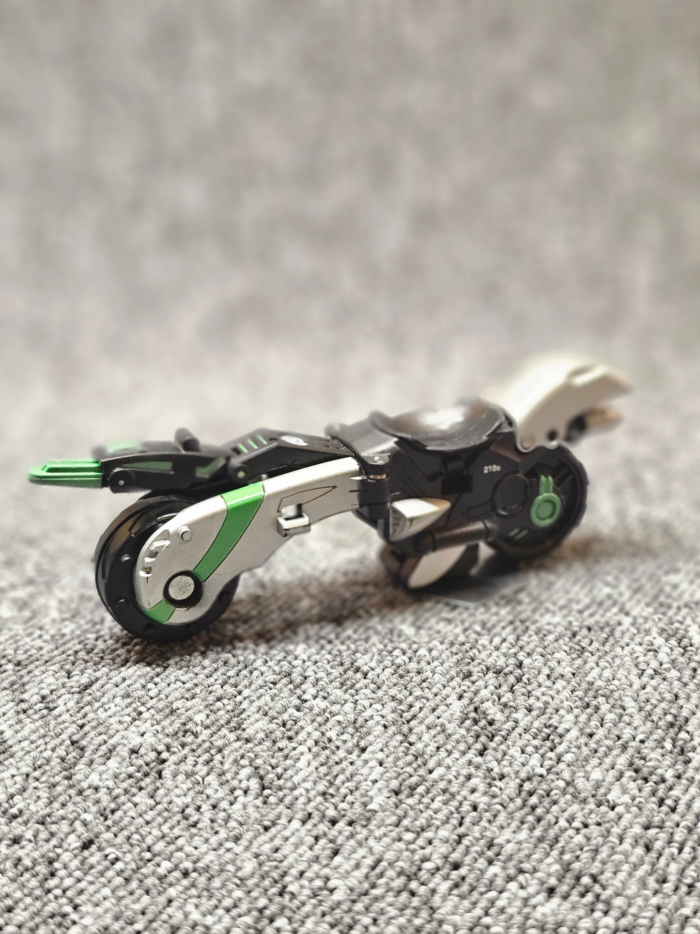Mobile Assault: Darkus Zoompha