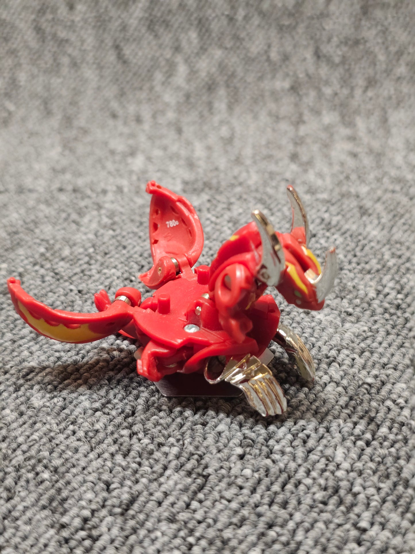 Season 3: Pyrus Lumino Dragonoid