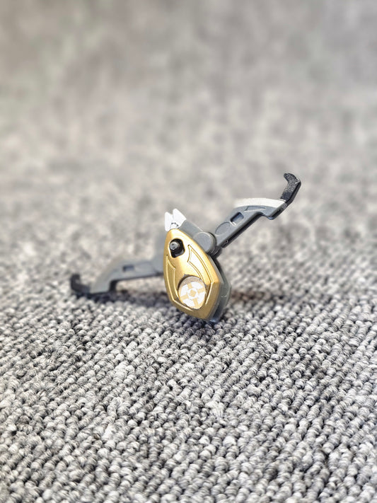 Bakunano: Gold Crosstriker